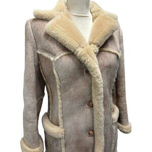 Vintage Womens Genuine Shearling Coat With Button Closure & Pockets Size S
